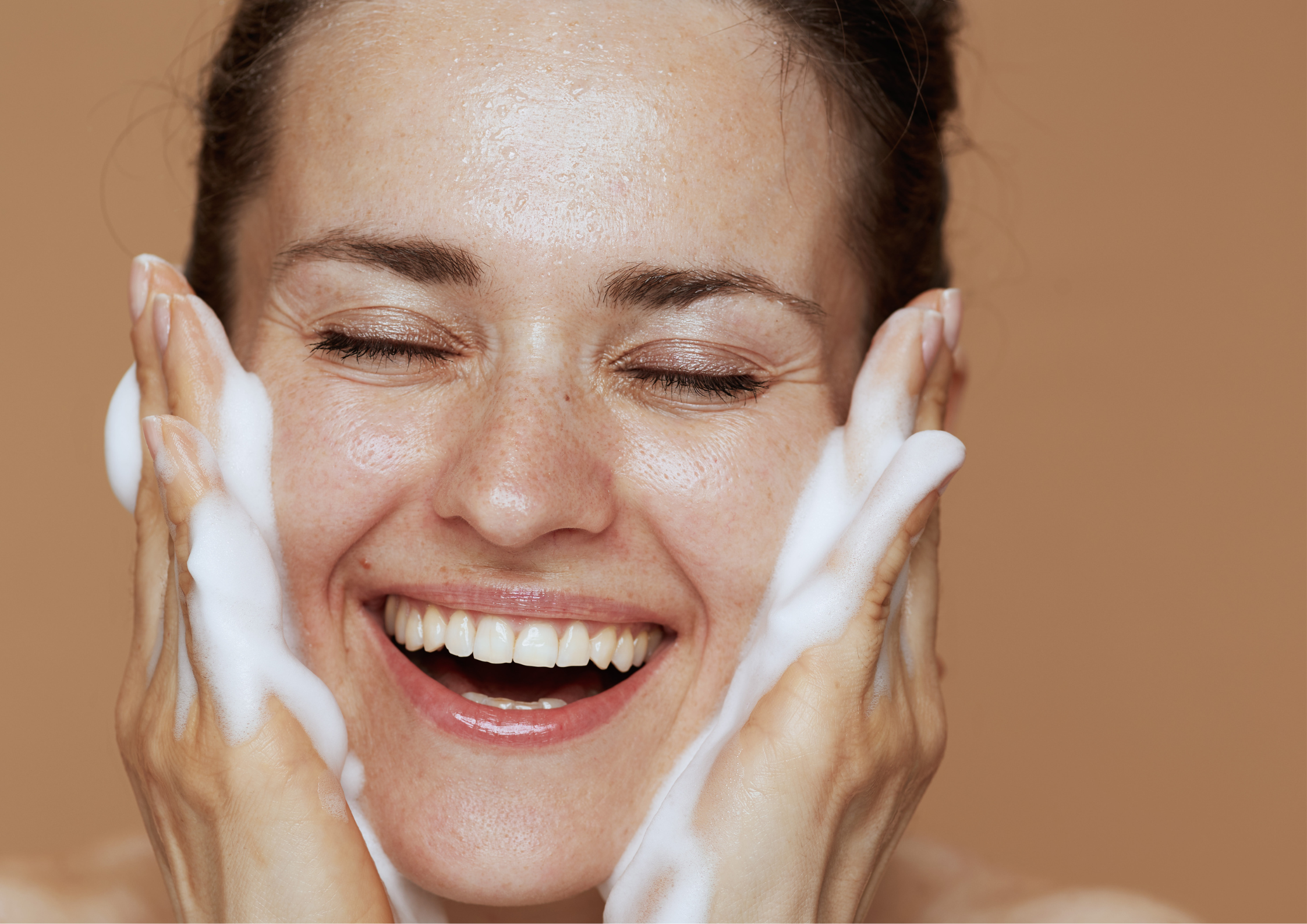 Choosing the Right Skin Cleansers and Moisturizers