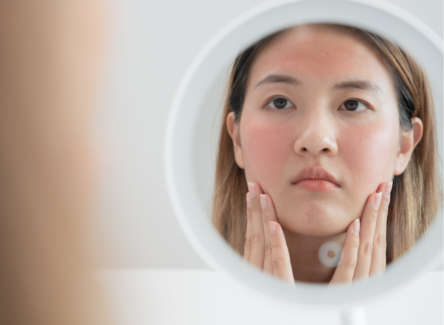 A Guide to Treating Facial Redness: From Rosacea to Reactions